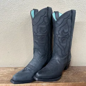 Boot Black Embroidery T0141