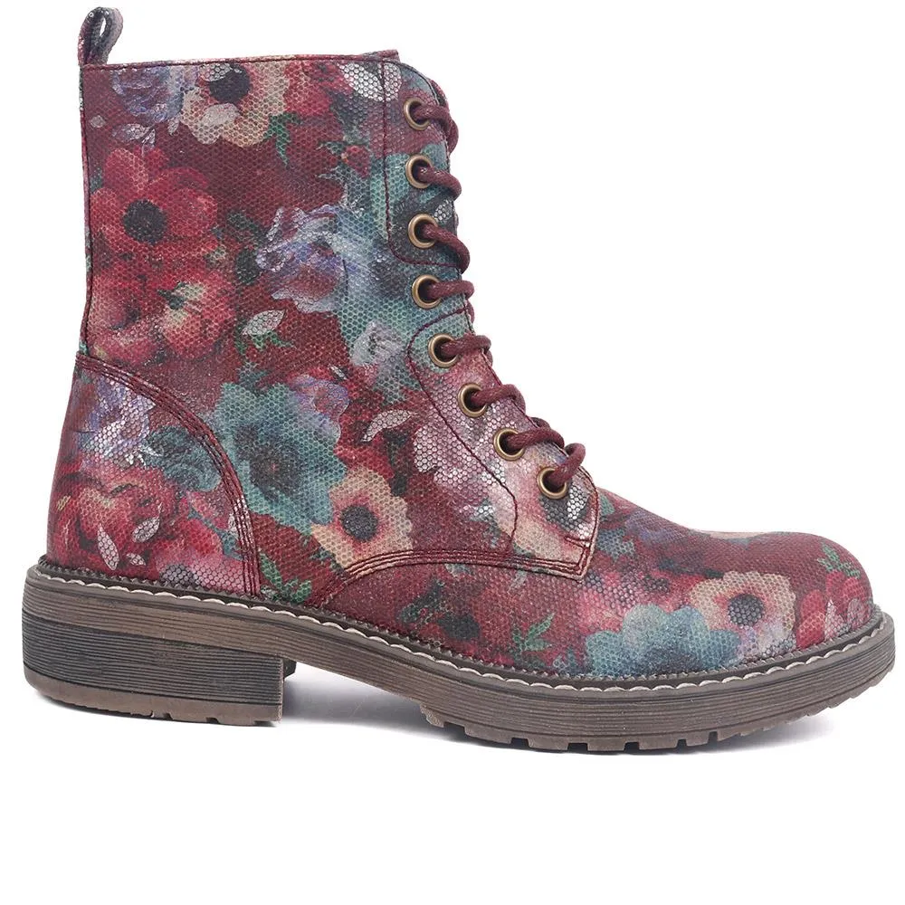Lace-Up Boots - PINYI40009 / 326 032