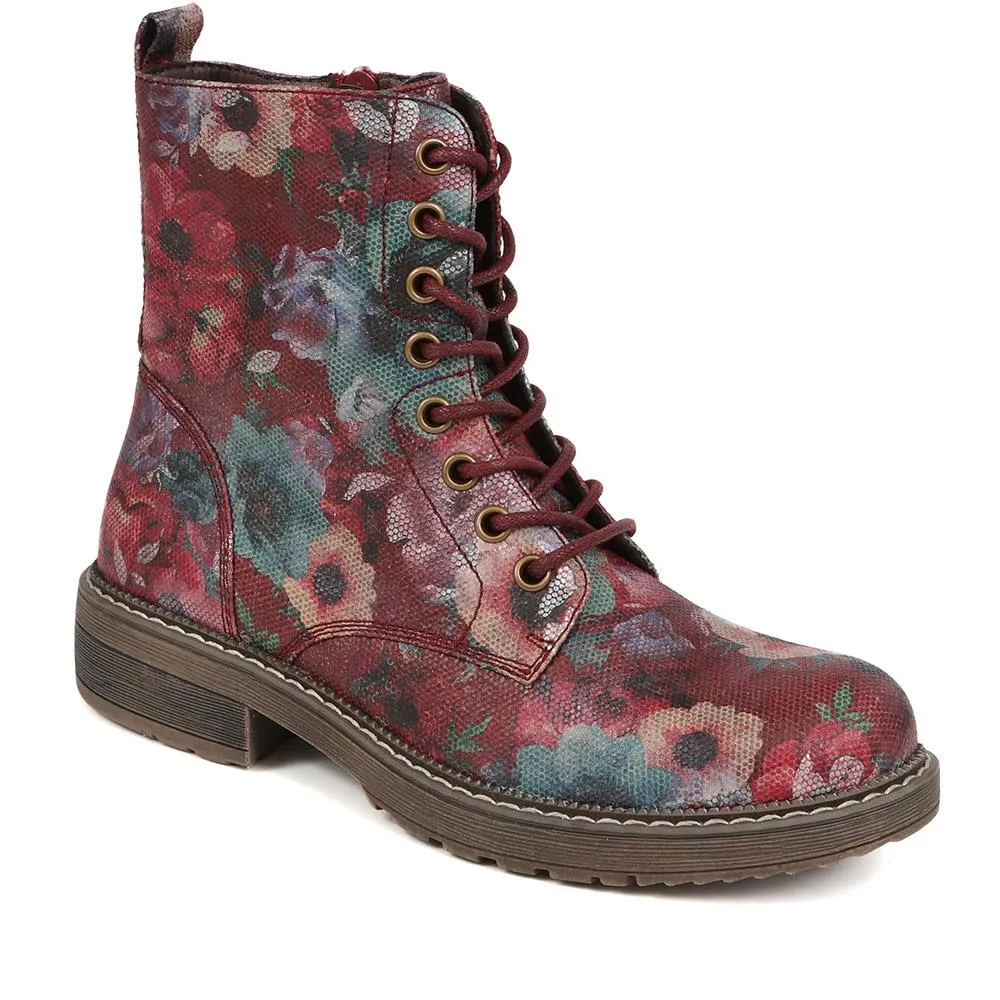 Lace-Up Boots - PINYI40009 / 326 032