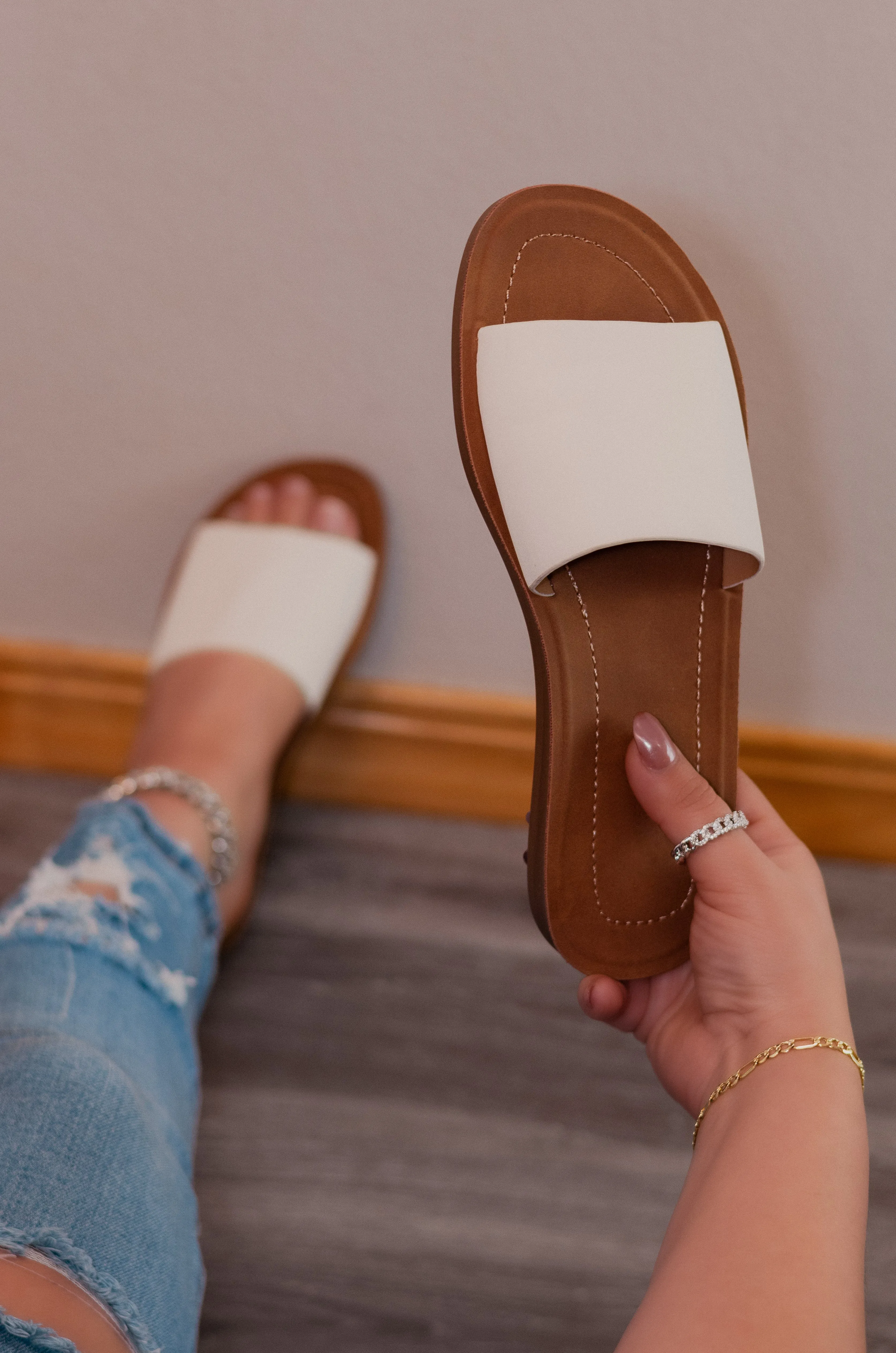Maia - Casual Flat Slippers