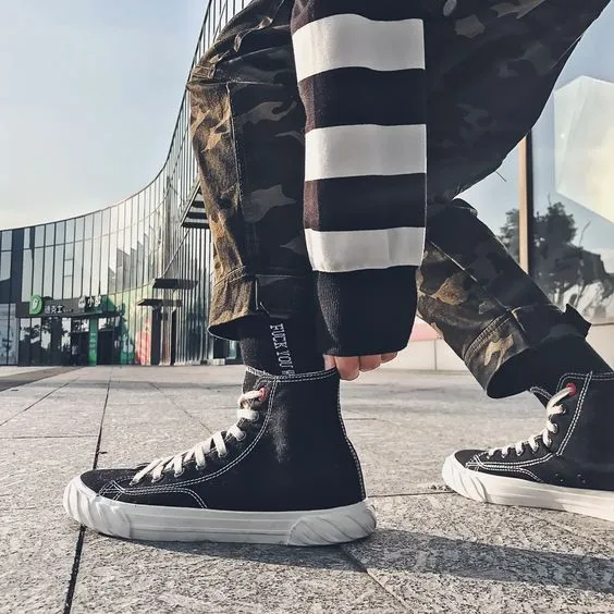 Men's Stylish High Top Hip Hop Canvas Shoes